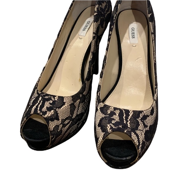 🌟3/$50 GUESS Lace Heels - Picture 3 of 6
